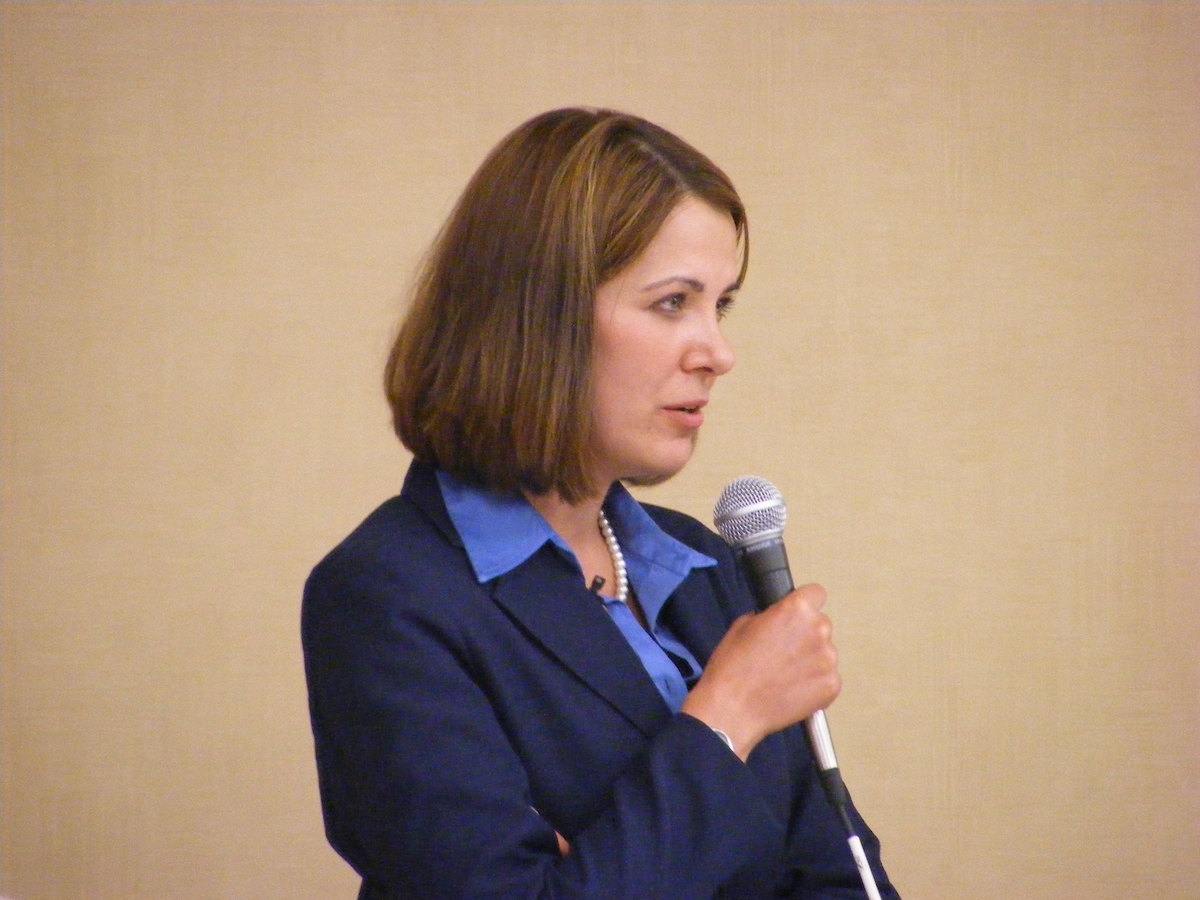 Danielle Smith speaks at an all-candidates forum in Edmonton during the 2009 Wildrose Alliance leadership race. (source: Dave Cournoyer)