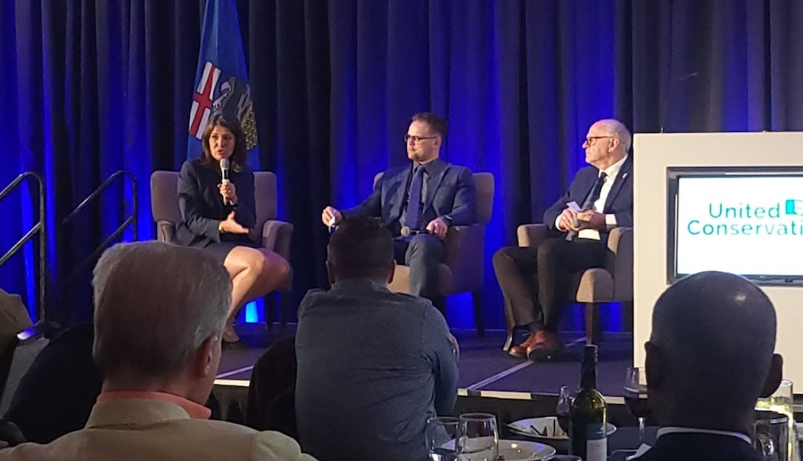 Premier Danielle Smith and MLAs Nolan Dyck and Ron Wiebe at the United Conservative Party’s 2024 leaders dinner fundraiser in Grande Prairie (source: Nolan Dyck / Facebook)